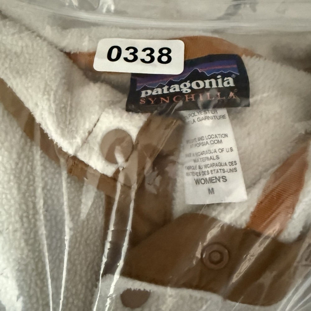 Patagonia Sweater Womens Medium White Tan Synchilla Snap-T Fleece Pullover - Picture 9 of 9